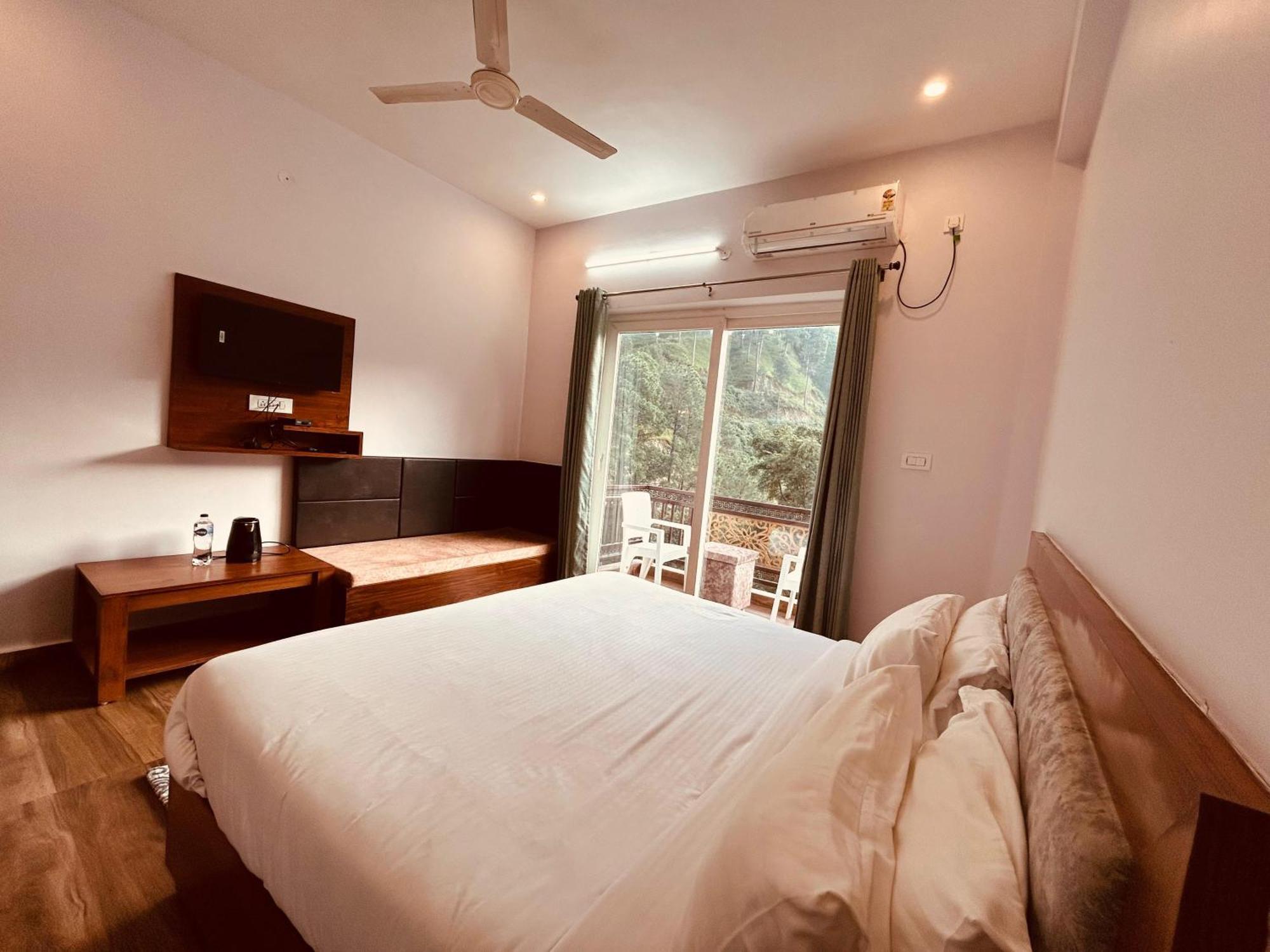 Hotel Anantam Residency Uttarkashi Ngoại thất bức ảnh