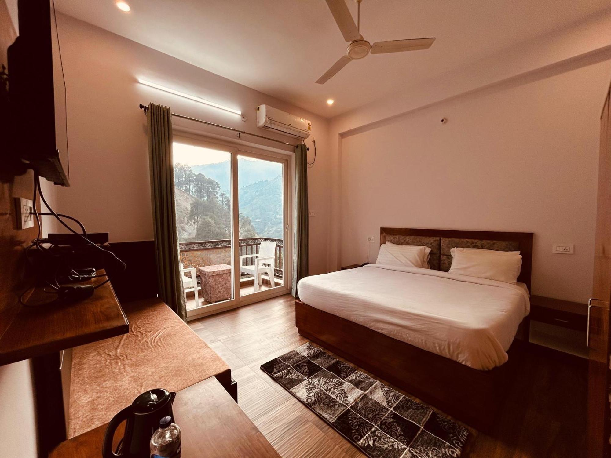Hotel Anantam Residency Uttarkashi Ngoại thất bức ảnh