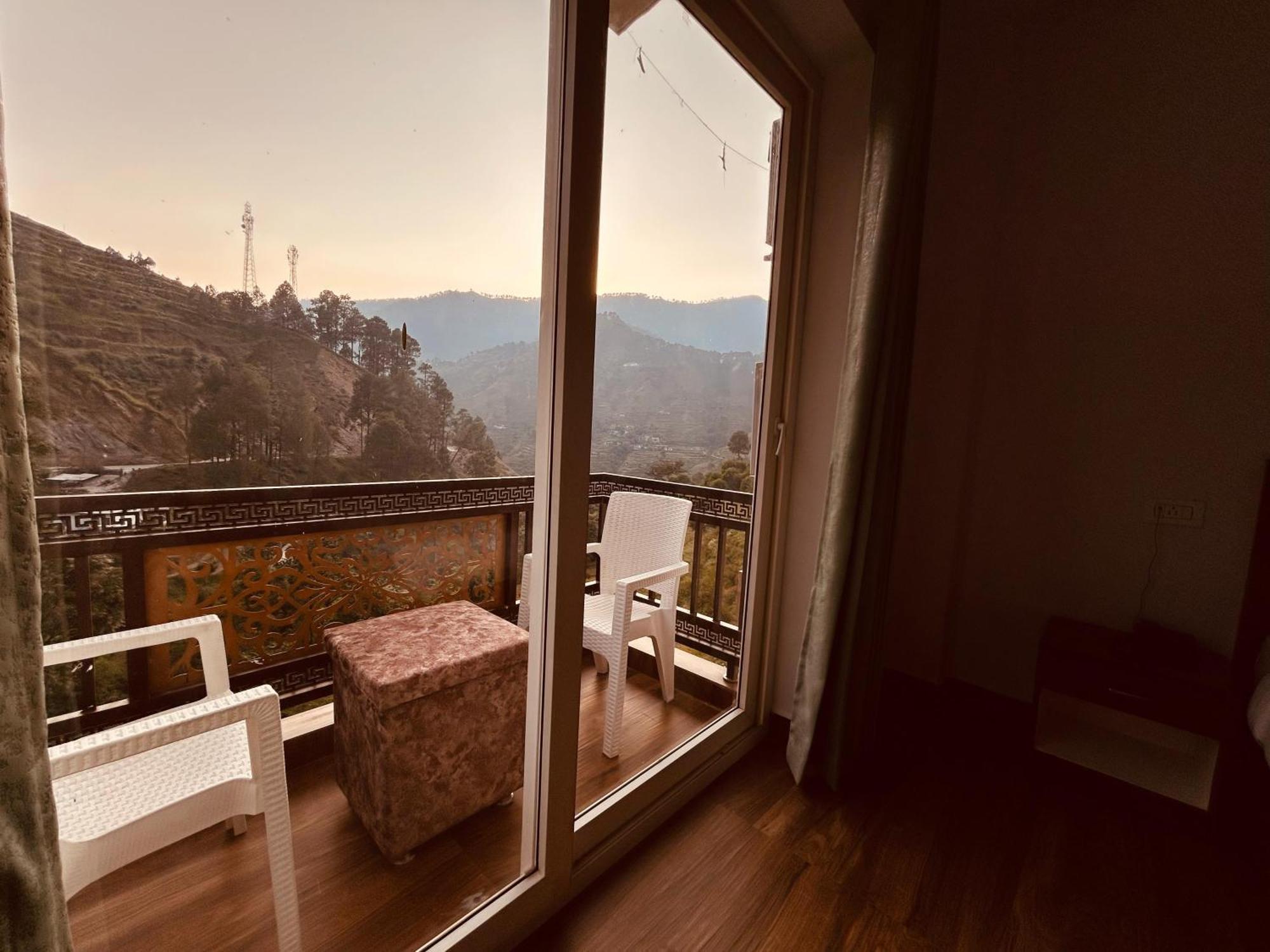 Hotel Anantam Residency Uttarkashi Ngoại thất bức ảnh